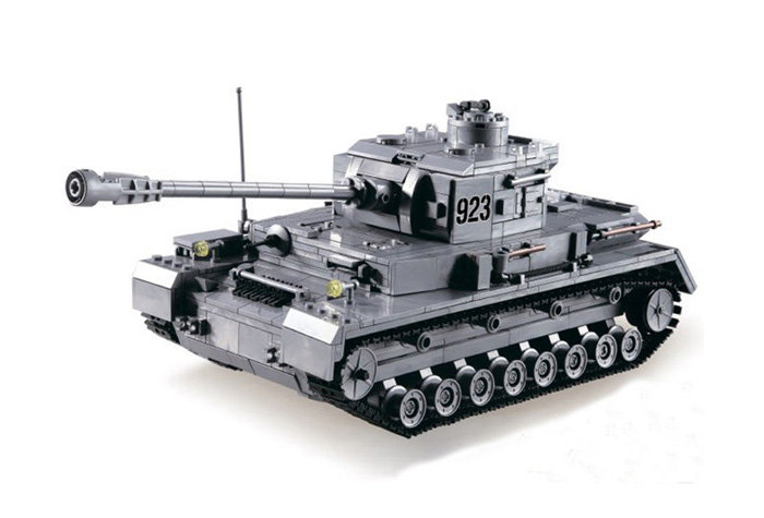 Конструктор Brick Battle Немецкий средний танк Pz.Kpfw. IV Ausf. F2