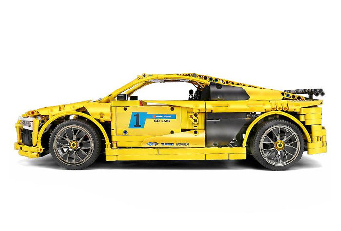 Конструктор Mould King Спорткар Audi R8 V10 (жёлтый)