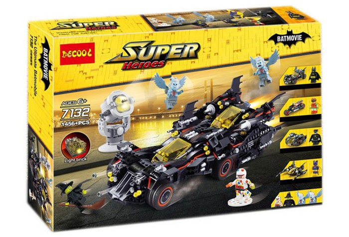Конструктор Decool аналог Lego Batman Movie 70917 Крутой Бэтмобиль