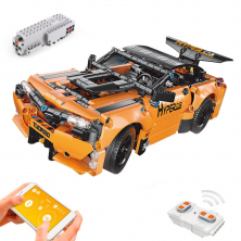 Конструктор Mould King Спорткар Dodge Challenger на радиоуправлении