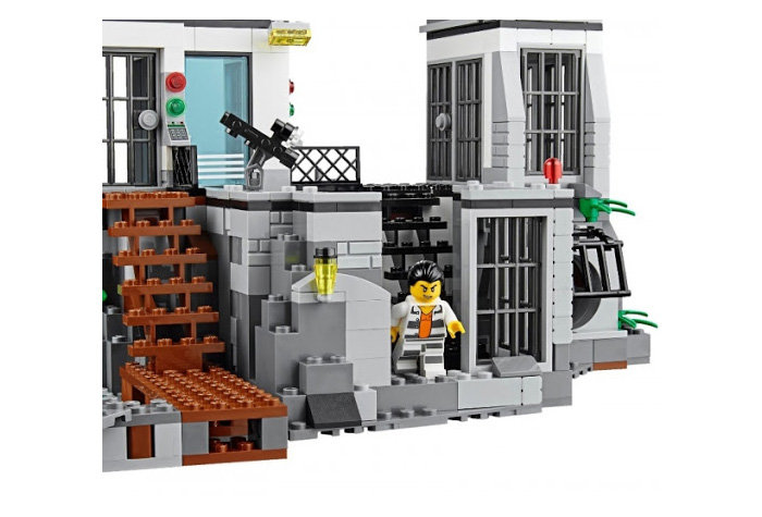 Конструктор Lion King (Lepin) аналог Lego City 60130 Остров-тюрьма