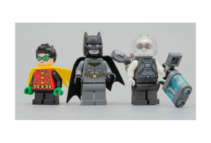 Конструктор LARI аналог LEGO 76118 Гонка на мотоциклах с Мистером Фризом