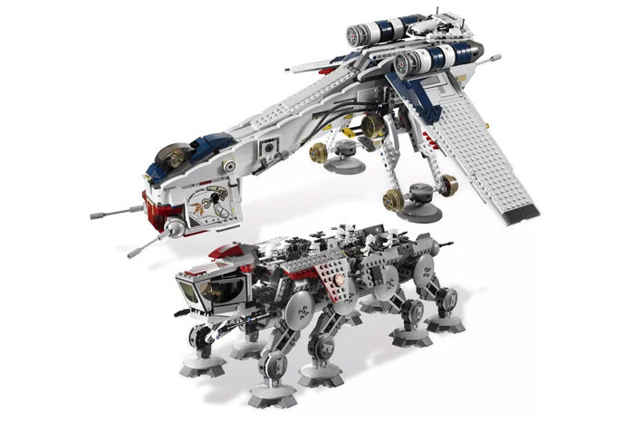 Конструктор King (Lepin) аналог Lego Star Wars 10195 Десантный корабль республиканцев и шагающий робот AT-OT