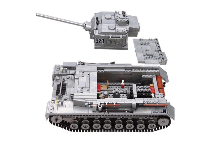 Конструктор Brick Battle Немецкий средний танк Pz.Kpfw. IV Ausf. F2