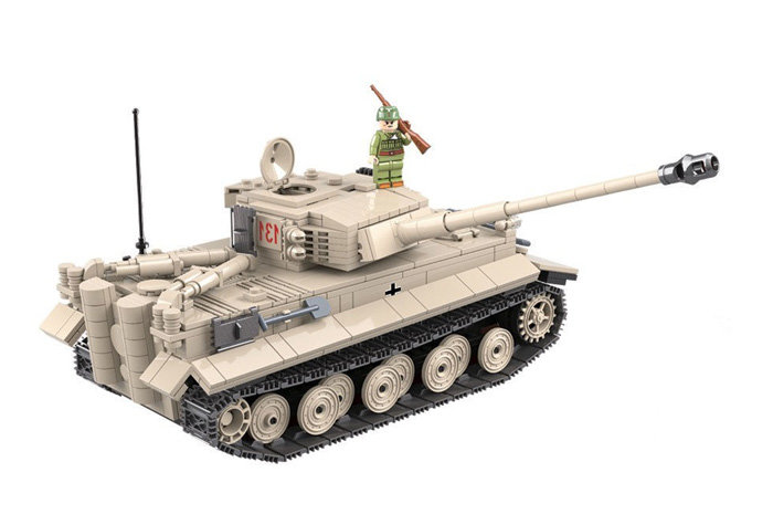 Конструктор Brick Battle Немецкий тяжёлый танк Tiger 131