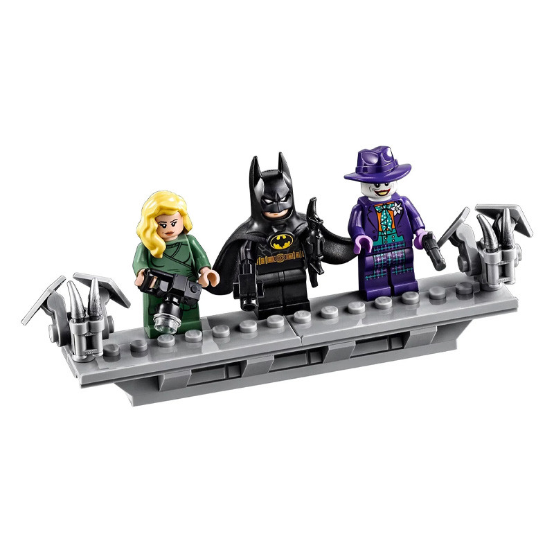 Конструктор J аналог Lego 76139 DC Super Heroes Бэтмобиль 1989 Batmobile