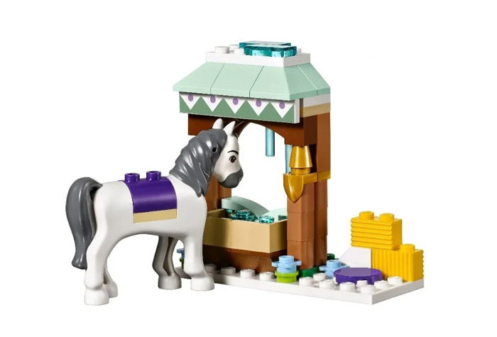 Конструктор Decool аналог Lego 41147 Снежное приключение Анны