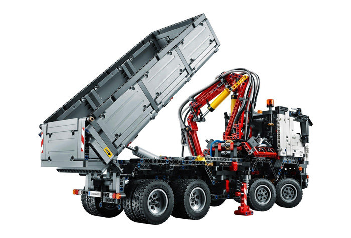 Конструктор Lion King (Lepin) аналог Lego 42043 Mercedes-Benz Arocs 3245