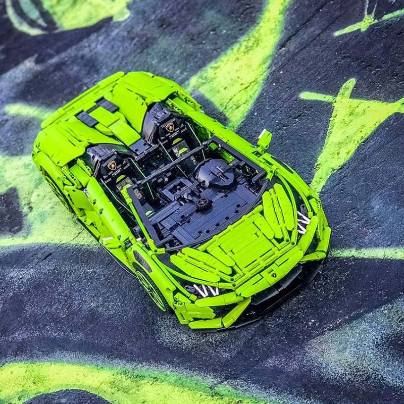 Конструктор Super 18K Спорткар Lamborghini Huracan EVO RWD